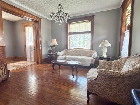 Tiny photo for 1329 E Market Street, Logansport, IN 46947 (MLS # 202614680)