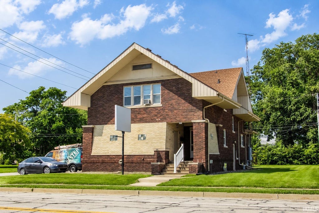 Photo of 207 S Heaton Street, Knox, IN 46534 (MLS # 202635679)