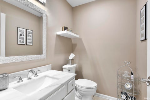 Tiny photo for 1645 Tabor Court, Lafayette, IN 47909 (MLS # 202640615)