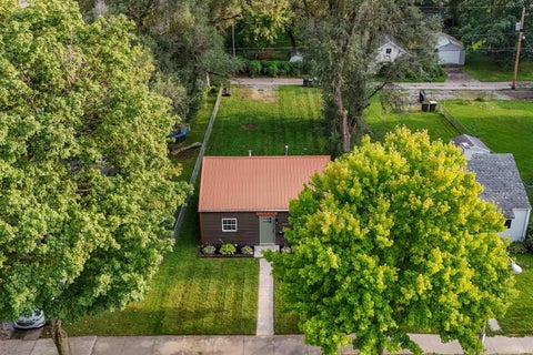Tiny photo for 710 Prospect Avenue, Fort Wayne, IN 46805 (MLS # 202636873)