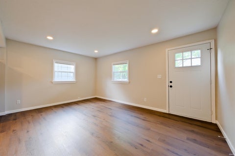 Tiny photo for 710 Prospect Avenue, Fort Wayne, IN 46805 (MLS # 202636873)