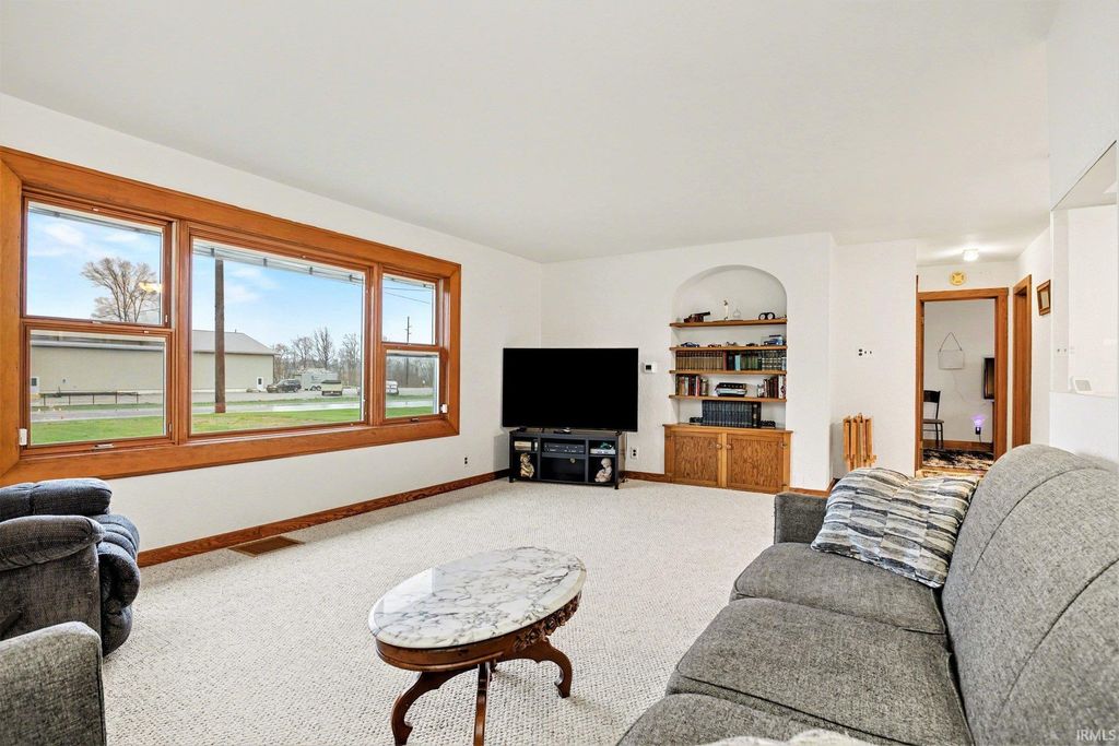 Photo of 1060 W US Highway 20, Lagrange, IN 46761 (MLS # 202611055)