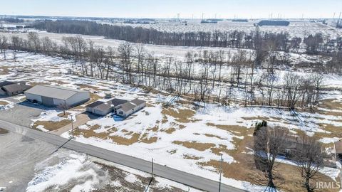 Tiny photo for 12631 E 300 SOUTH, Greentown, IN 46936 (MLS # 202604365)