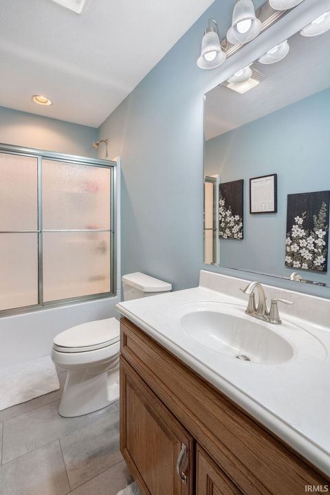 Tiny photo for 12631 E 300 SOUTH, Greentown, IN 46936 (MLS # 202604365)