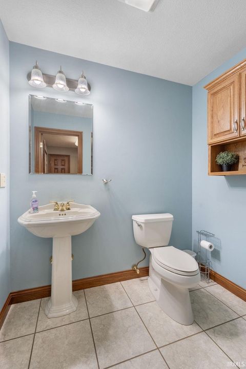 Tiny photo for 12631 E 300 SOUTH, Greentown, IN 46936 (MLS # 202604365)