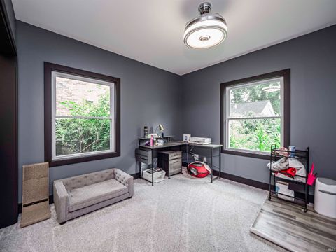 Tiny photo for 2217 E Mulberry Street, Evansville, IN 47714 (MLS # 202614864)