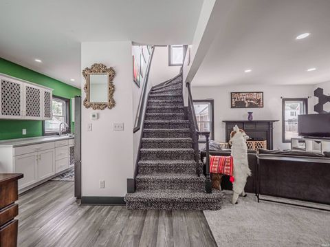 Tiny photo for 2217 E Mulberry Street, Evansville, IN 47714 (MLS # 202614864)