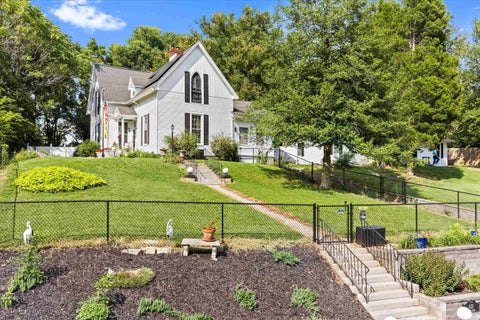 Tiny photo for 631 Williamson Street, Rockport, IN 47635 (MLS # 202635694)