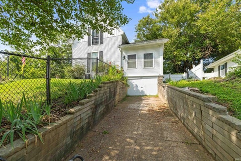 Tiny photo for 631 Williamson Street, Rockport, IN 47635 (MLS # 202635694)