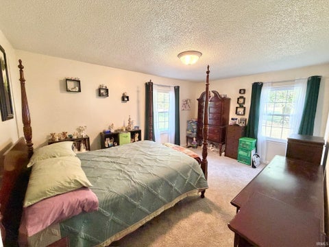 Tiny photo for 69 E Todd Drive, Washington, IN 47501 (MLS # 202644897)