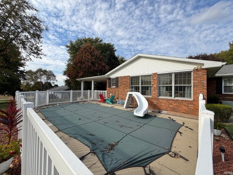 Tiny photo for 69 E Todd Drive, Washington, IN 47501 (MLS # 202644897)