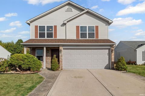 Photo of 904 Gulf Shore Boulevard, Kokomo, IN 46902 (MLS # 202542428)