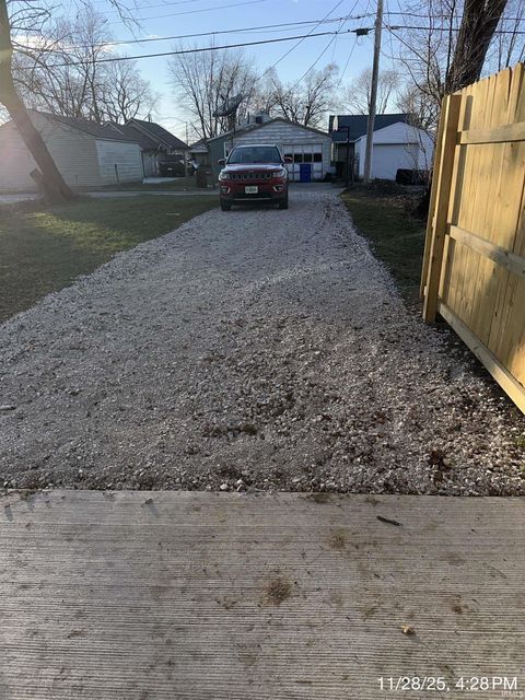 Tiny photo for 1341 S Waugh Street, Kokomo, IN 46901 (MLS # 202547609)