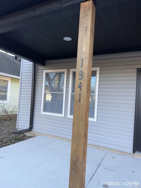 Tiny photo for 1341 S Waugh Street, Kokomo, IN 46901 (MLS # 202547609)
