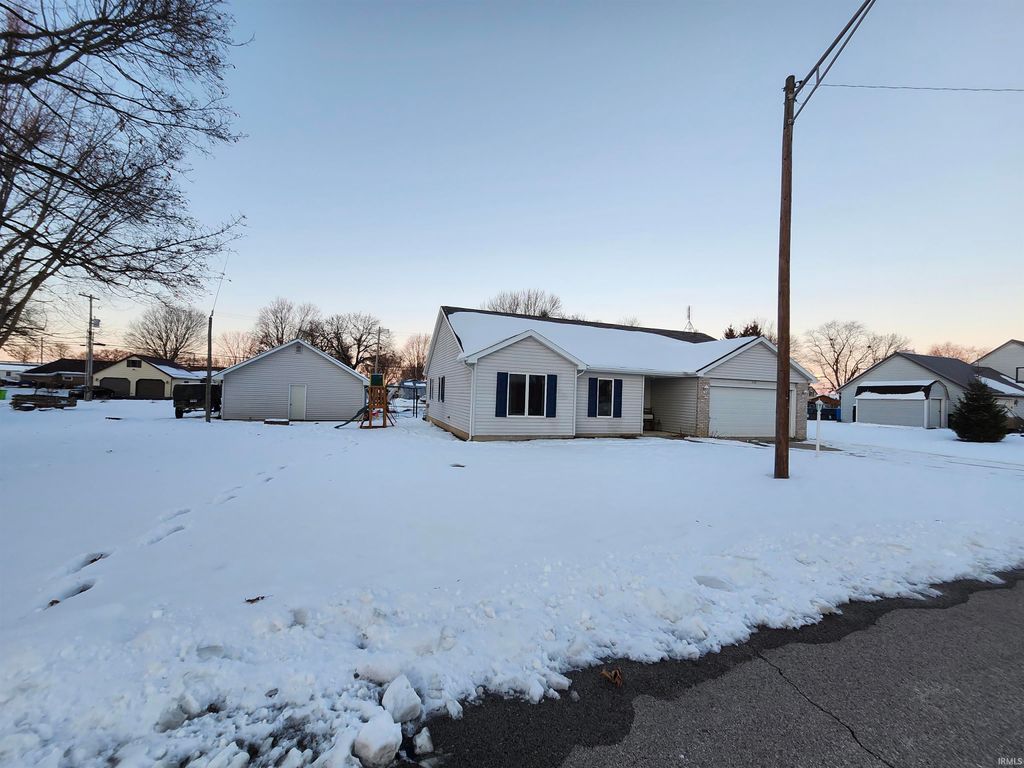 Photo of 250 W Allen Street, Markle, IN 46770 (MLS # 202548184)