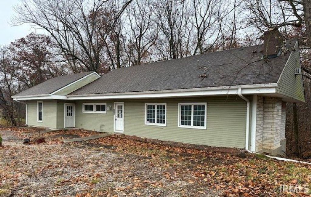 Photo of 564 N US 231 Highway, Greencastle, IN 46135 (MLS # 202549202)