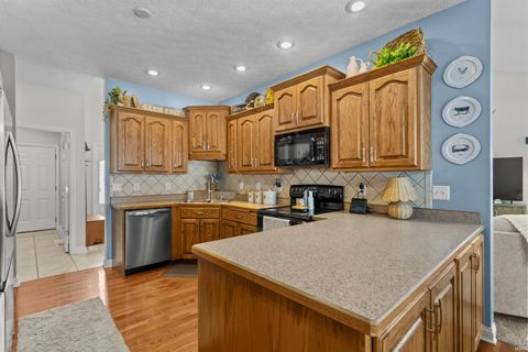 Tiny photo for 1544 Foxhaven Drive, Kokomo, IN 46902 (MLS # 202605474)