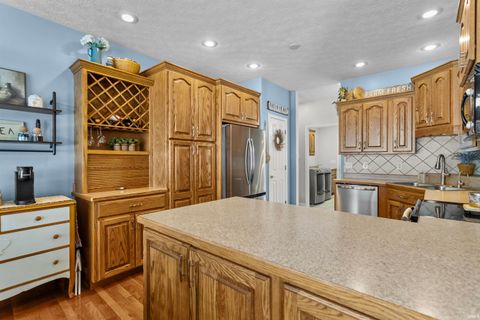 Tiny photo for 1544 Foxhaven Drive, Kokomo, IN 46902 (MLS # 202605474)