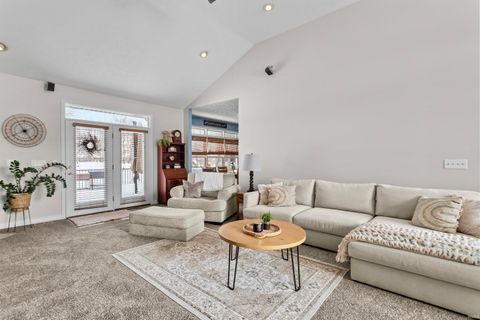 Tiny photo for 1544 Foxhaven Drive, Kokomo, IN 46902 (MLS # 202605474)