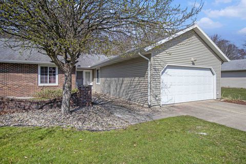 52145 Wembley Drive, South Bend, IN 46637 - #: 202511440