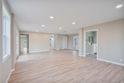 Tiny photo for 825 N Carter Street, Greentown, IN 46936 (MLS # 202611311)