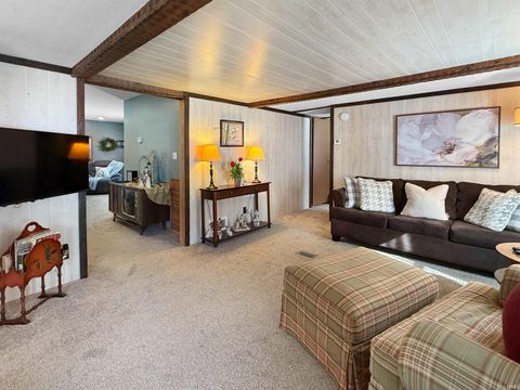 Tiny photo for 5891 N US 231, Jasper, IN 47546 (MLS # 202605711)