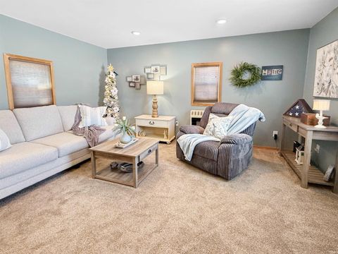 Tiny photo for 5891 N US 231, Jasper, IN 47546 (MLS # 202605711)