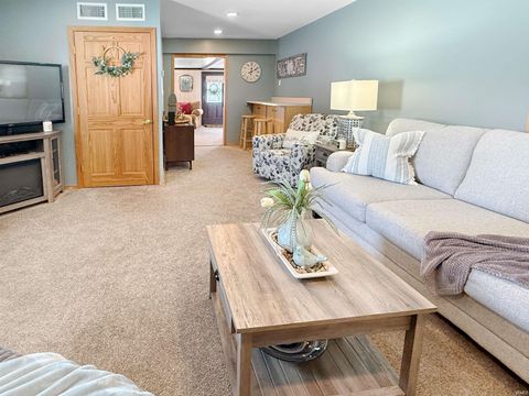 Tiny photo for 5891 N US 231, Jasper, IN 47546 (MLS # 202605711)