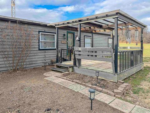 Tiny photo for 5891 N US 231, Jasper, IN 47546 (MLS # 202605711)