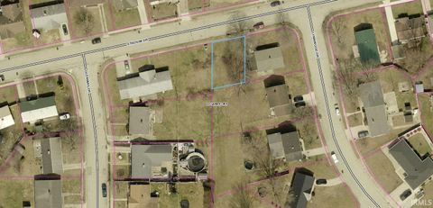 Tiny photo for 164a Stadium Drive, Logansport, IN 46947 (MLS # 202612442)