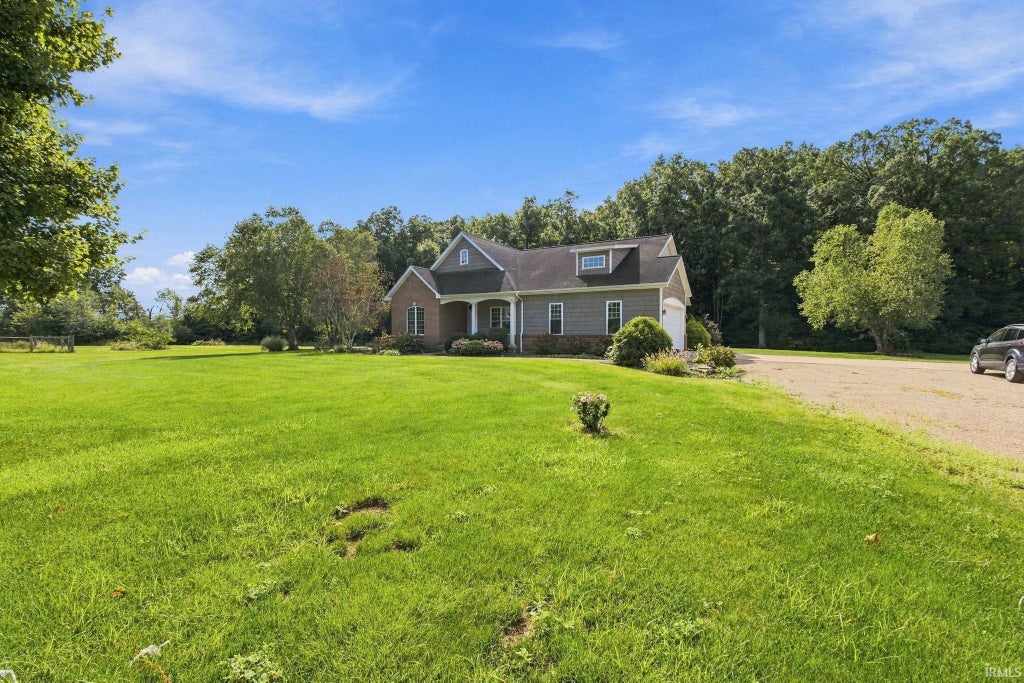 Photo of 2592 E US HWY 224 Highway, Decatur, IN 46733 (MLS # 202638405)
