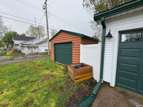 Tiny photo for 1030 Franklin Street, Rochester, IN 46975 (MLS # 202613737)