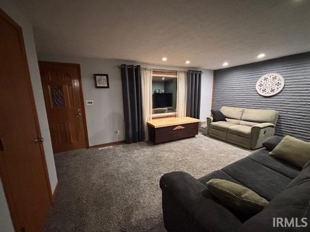 Photo of 6509 Pin Oak Drive, West Lafayette, IN 47906 (MLS # 202548112)