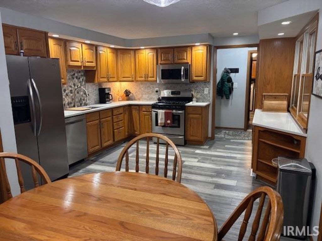 Photo of 6509 Pin Oak Drive, West Lafayette, IN 47906 (MLS # 202548112)