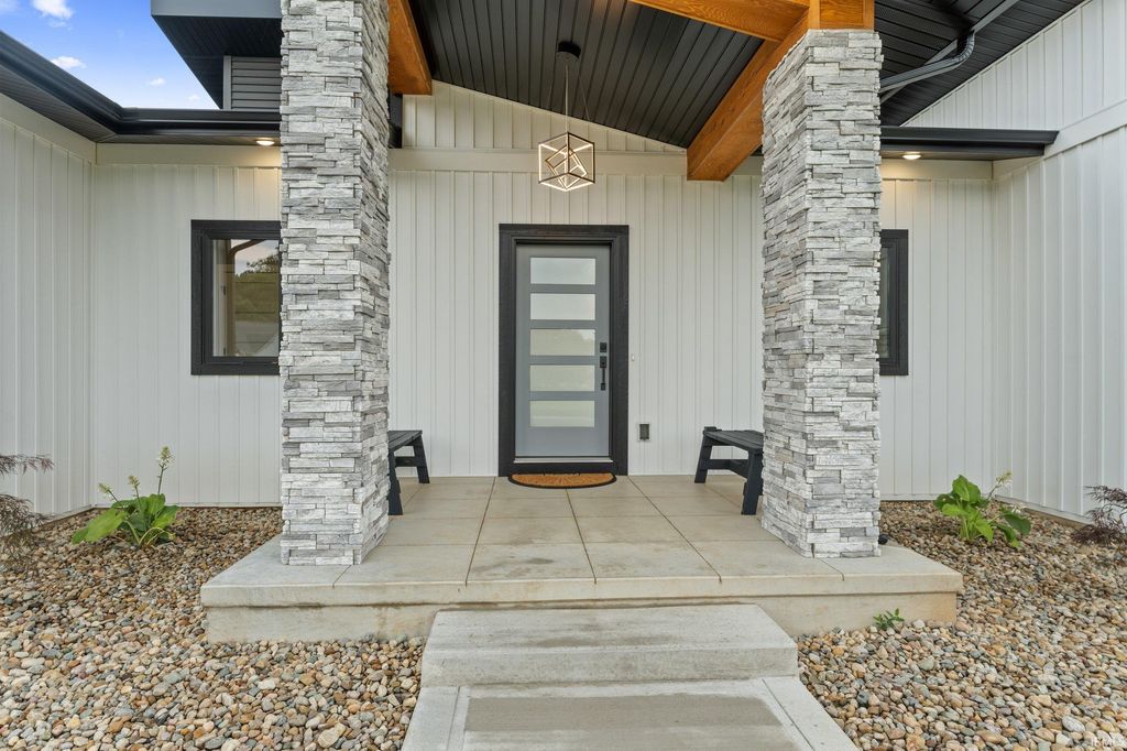 Photo of 53284 Winfield Court, Bristol, IN 46507 (MLS # 202605773)