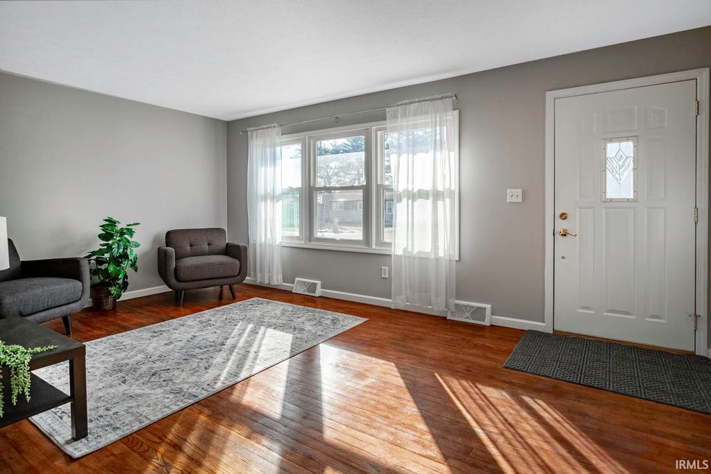 Photo of 3077 Stoney Drive, Lafayette, IN 47909 (MLS # 202605001)