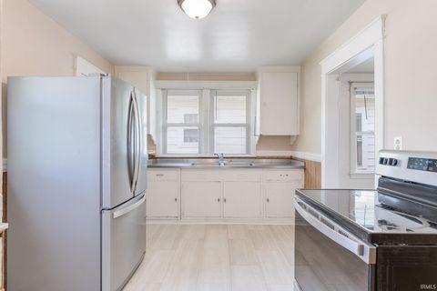 Tiny photo for 717 N Brookfield Street, South Bend, IN 46628 (MLS # 202625506)