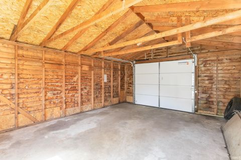 Tiny photo for 717 N Brookfield Street, South Bend, IN 46628 (MLS # 202625506)