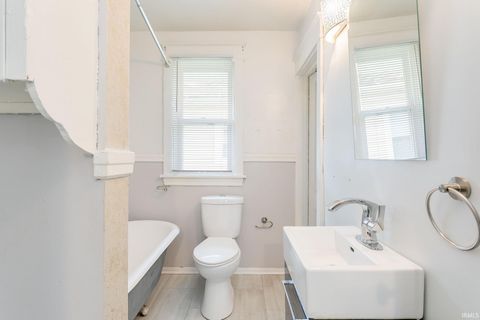Tiny photo for 717 N Brookfield Street, South Bend, IN 46628 (MLS # 202625506)