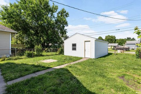 Tiny photo for 717 N Brookfield Street, South Bend, IN 46628 (MLS # 202625506)