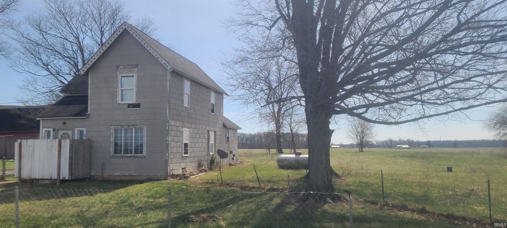 Photo of 10044 E 200 Road, Van Buren, IN 46991 (MLS # 202610551)