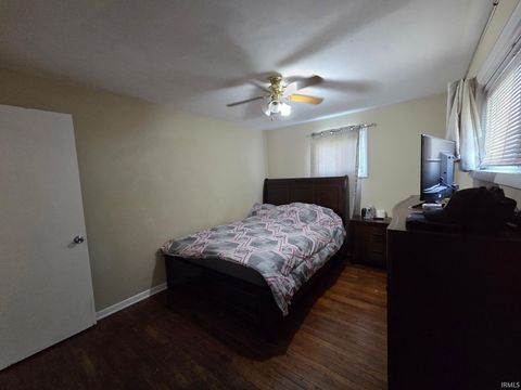 Tiny photo for 1821 S Buckeye Street, Kokomo, IN 46902 (MLS # 202526432)