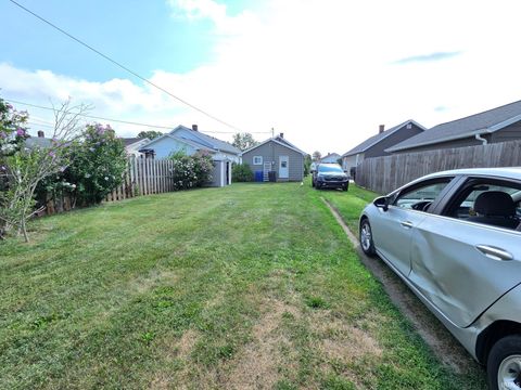 Tiny photo for 1821 S Buckeye Street, Kokomo, IN 46902 (MLS # 202526432)