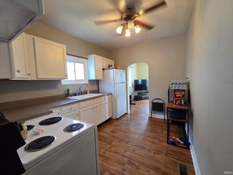 Tiny photo for 1821 S Buckeye Street, Kokomo, IN 46902 (MLS # 202526432)