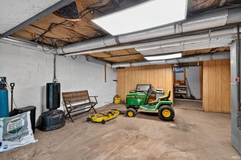 Tiny photo for 2901 S River Road, West Lafayette, IN 47909 (MLS # 202641691)
