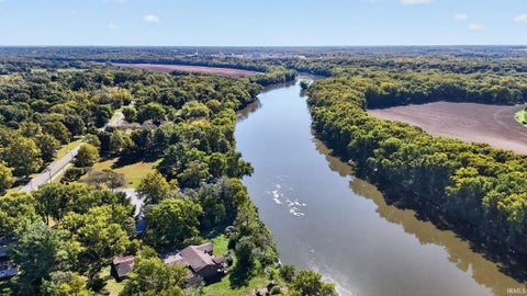 Tiny photo for 2901 S River Road, West Lafayette, IN 47909 (MLS # 202641691)