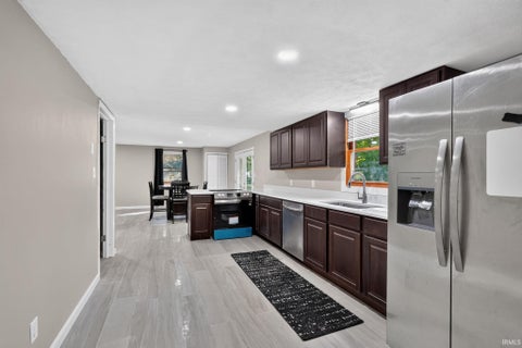 Tiny photo for 2901 S River Road, West Lafayette, IN 47909 (MLS # 202641691)