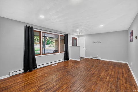 Tiny photo for 2901 S River Road, West Lafayette, IN 47909 (MLS # 202641691)