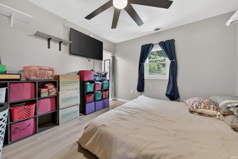 Tiny photo for 905 E GERHART Street, Kokomo, IN 46901 (MLS # 202619462)