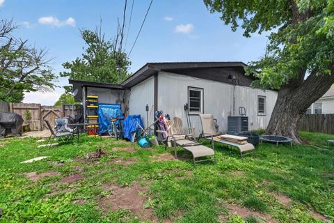 Tiny photo for 905 E GERHART Street, Kokomo, IN 46901 (MLS # 202619462)